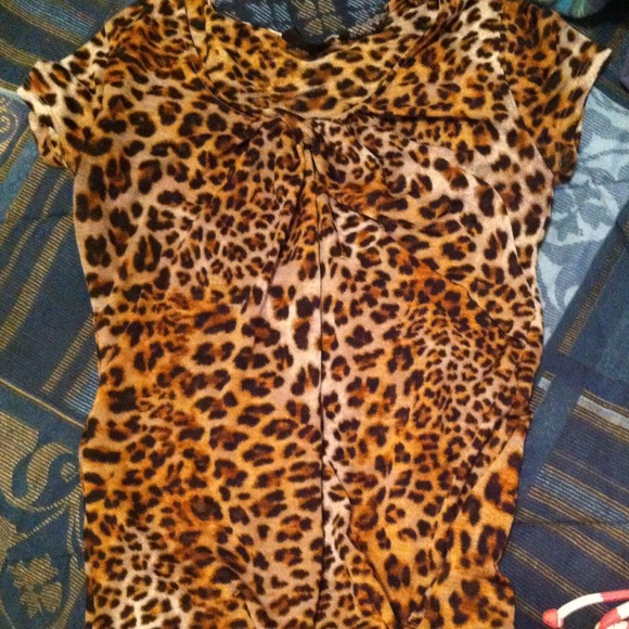 Cheetah print t shirt