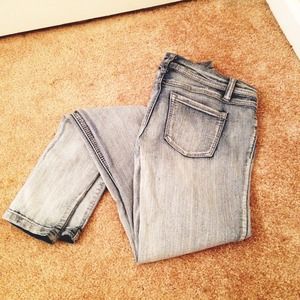 Acid Wash Skinny Jeans/ Jeggings