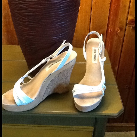 **ON HOLD UNTIL 8/7/14** Steve Madden wedges