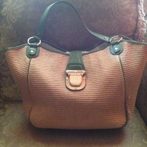 Michael Kors💯 authentic REDUCED basket straw bag