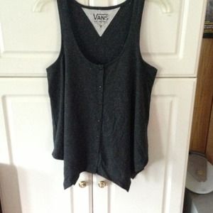 Flowy Tank