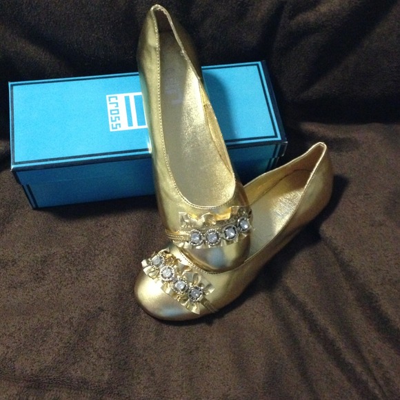 cross Shoes - Gold jeweled flats-NWOT-