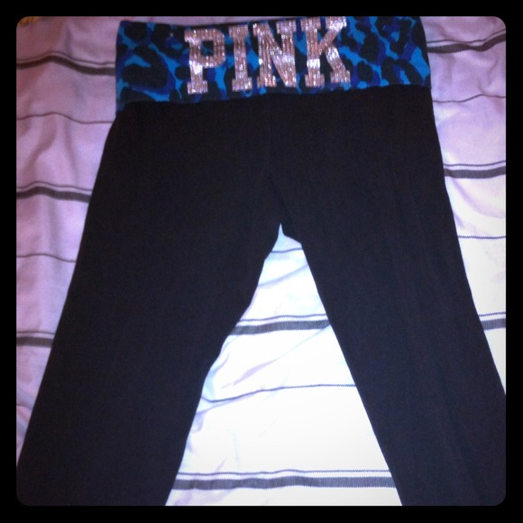 🔴SOLD🔴  VS yoga leggings!