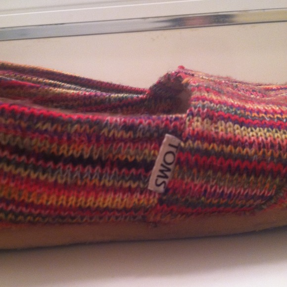 CLASSIC multicolored TOMS⬛⬛dropped $⬛⬛