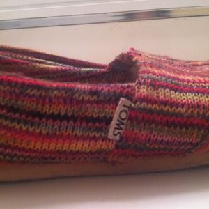 CLASSIC multicolored TOMS⬛⬛dropped $⬛⬛