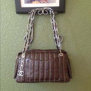 Pre-owned InspiredChanel Soft Leather Shoulder Bag