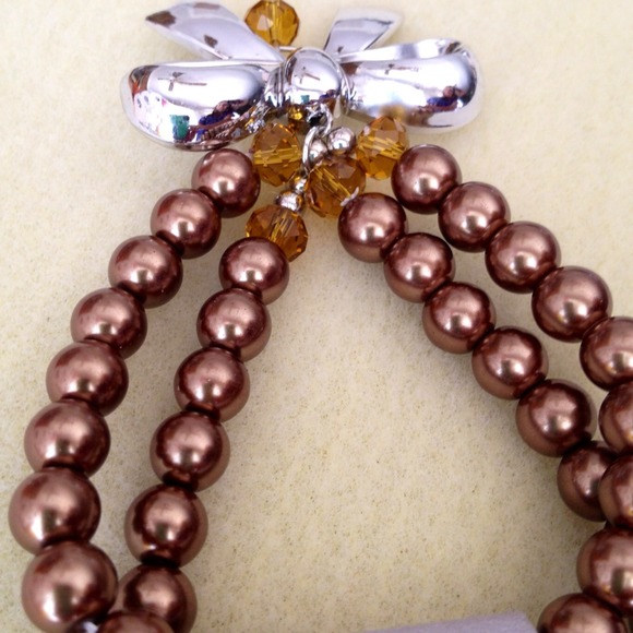 ❌Sold❌Pretty Pearl Bracelet - Picture 4 of 4