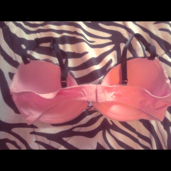 Candie's Pink Zebra Print Bra.🎀 OBO! :)) - Picture 2 of 4