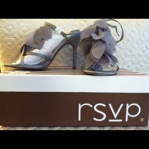 RSVP formal grey shoes with ruffle.