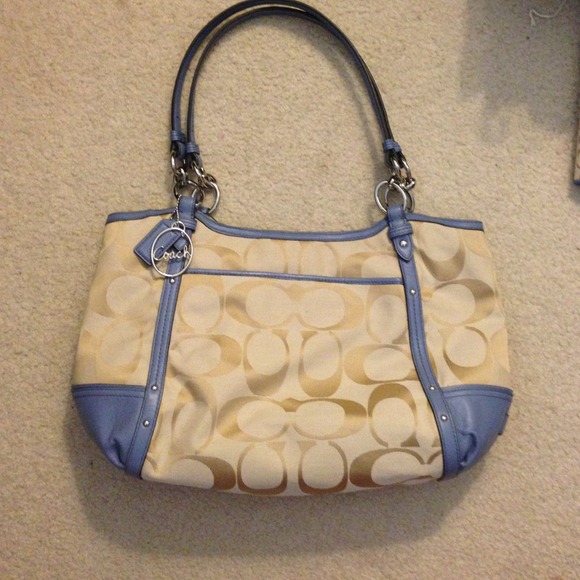 Perfect condition blue/tan coach handbag!