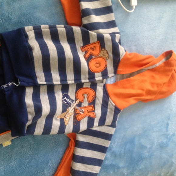 Baby boy set - Picture 2 of 2