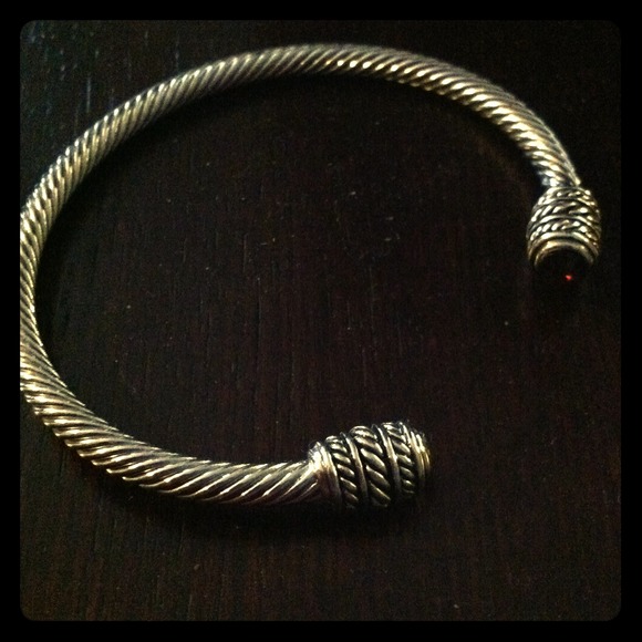 Antique style  bracelet with purple Jems