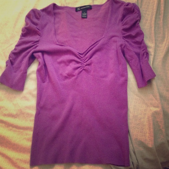 SOLD---INC Top! Very flattering!