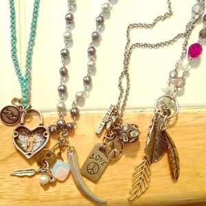 Set of four American Eagle necklaces