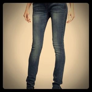 Bundle - 2 pairs Gap skinny maternity jeans