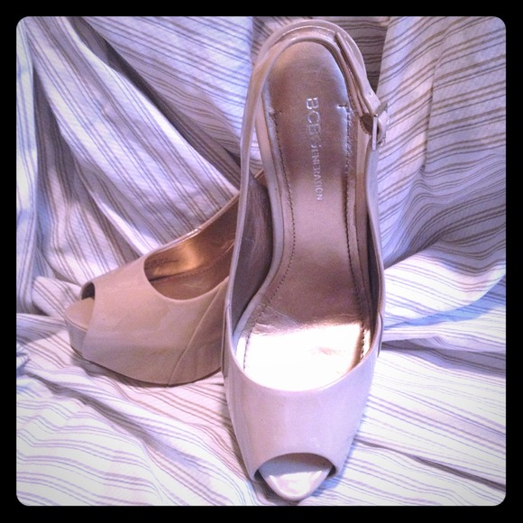 Woman's heels size 8.5 BCBGeneration