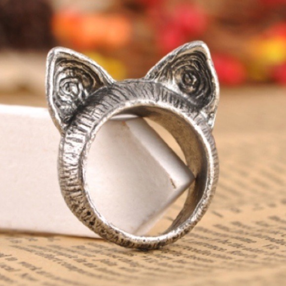 Jewelry - Cute Cat Ears Ring Silver
