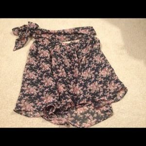 Size medium floral print skirt