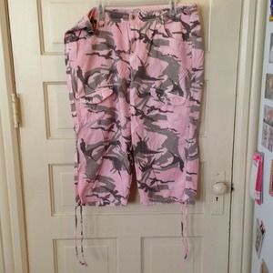 Denim Zenim classic camouflage capri's