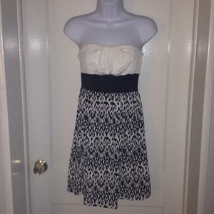 Strapless black and white leopard dress