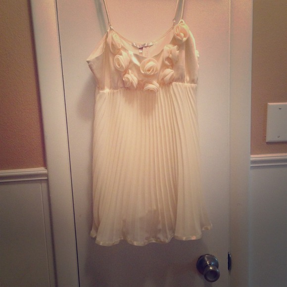 Victoria Secret Cream Nightgown