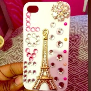 iPhone 4S Love Paris case.