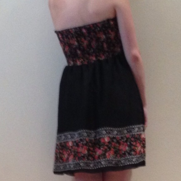 Strapless, reversible sundress! - Picture 3 of 4