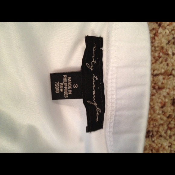 White and black sundress! - Picture 4 of 4