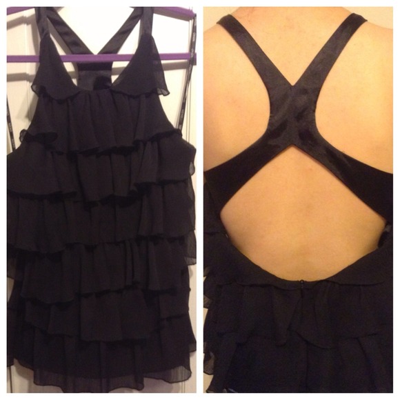 Tops - Ruffle open back blouse