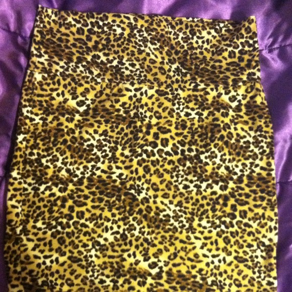 Body con skirt💋