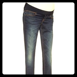 Sold in bundle - Gap skinny maternity jeans