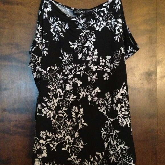 Cute floral tank
