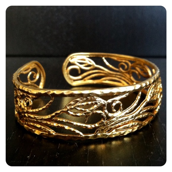 Gold cuff - Picture 2 of 4