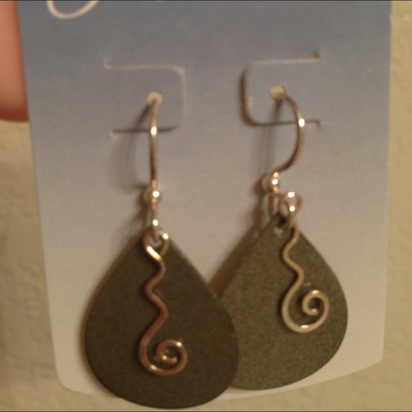 SOLD" ⚡️⚡️⚡️Two pairs of earrings