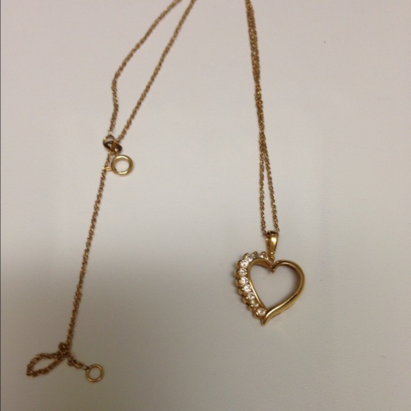 Gold heart necklace
