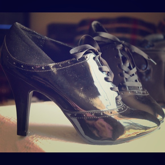 🌟NEW🌟  Black Oxford Style Pumps