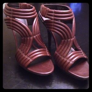 Elizabeth and James Sandals