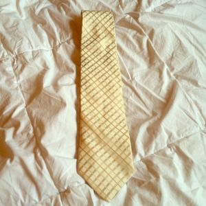 100% silk gold colored tie
