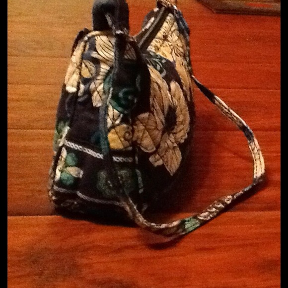 Sold - Picture 3 of 4