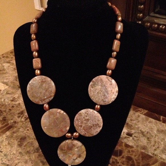 Necklace- jasper, pearl, classy and chic! - Picture 1 of 4