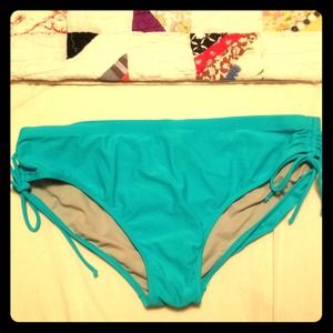 Old Navy swimsuit bottoms