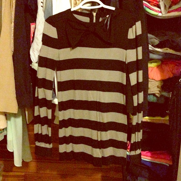 Forever 21 with bow sweater