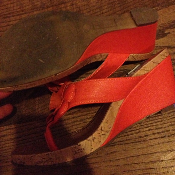 Orange flower summer wedges - Picture 3 of 3