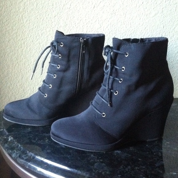 Black Wedged Booties