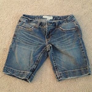 Aeropostale Bermuda shorts