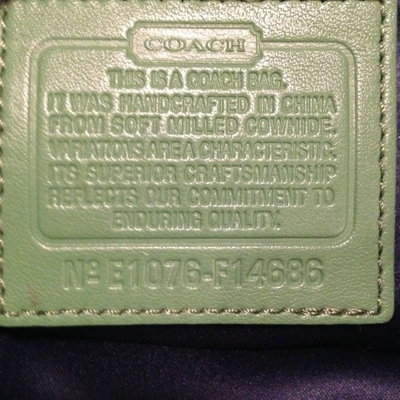 🚫gifted🚫💯% authentic coach bag in green leather - Picture 4 of 4
