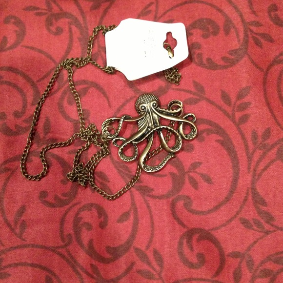 Octopus necklace