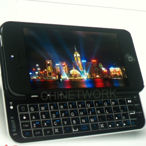Sold!!!  Bluetooth keyboard Ultra thin - Picture 2 of 3