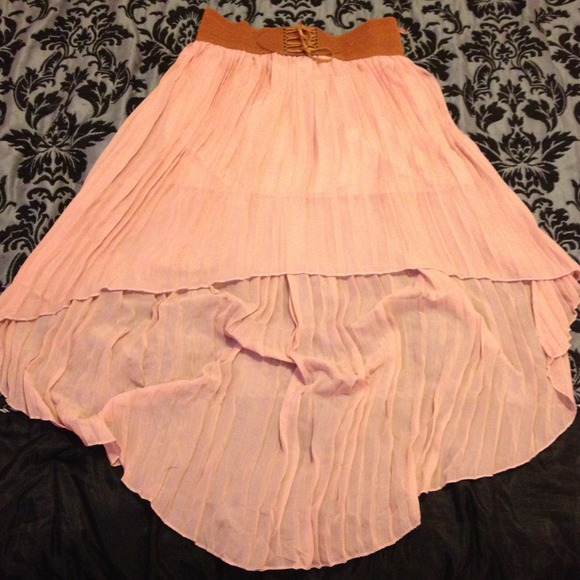 Gorgeous Dusty Pink Skirt and Jacket bundle