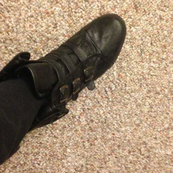 🍀 Black Boots 🍀